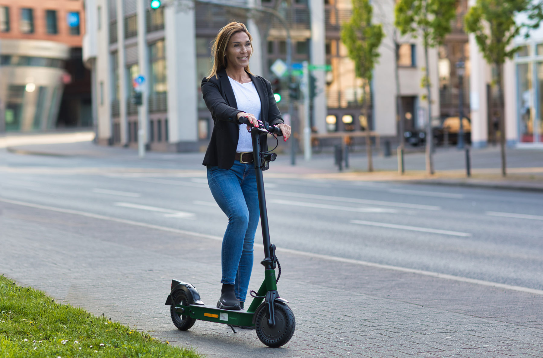 ePF-1 PRO Racing Green eScooter mit Straßenzulassung