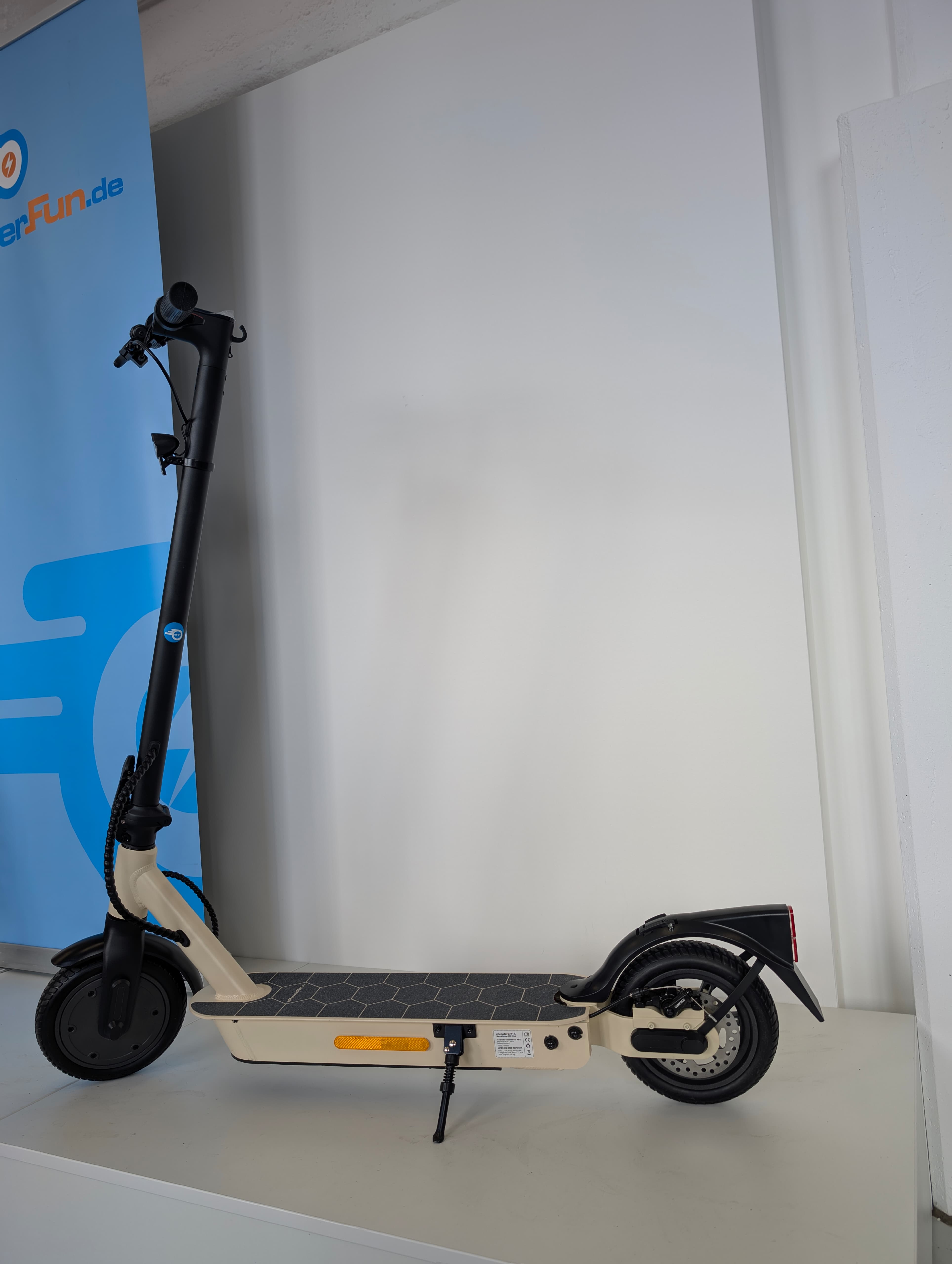 WAREHOUSE DEAL - ePF-1 Off-White